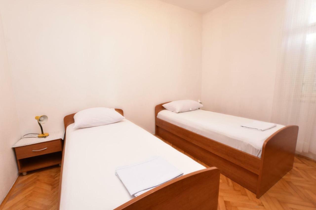 Apartment Damir Primosten Luaran gambar