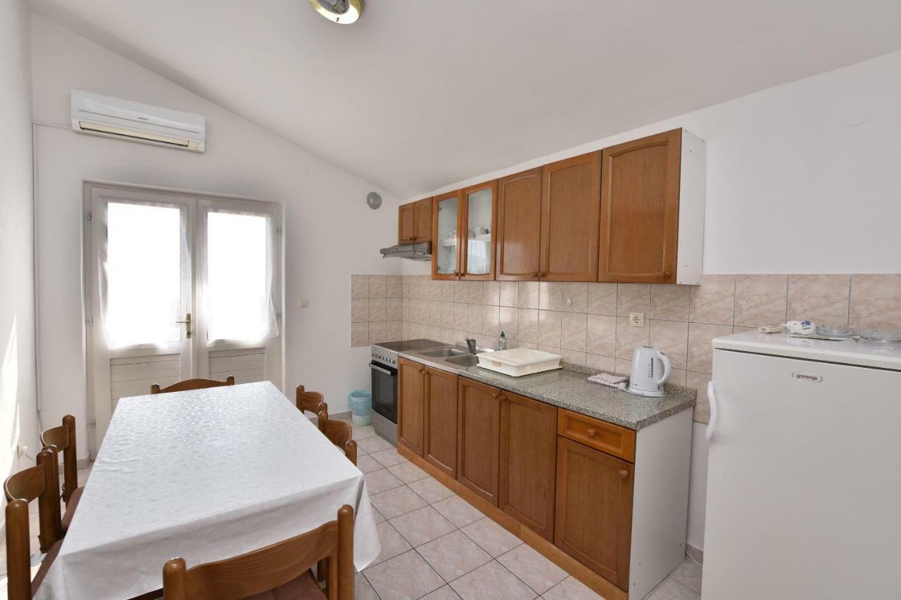 Apartment Damir Primosten Luaran gambar