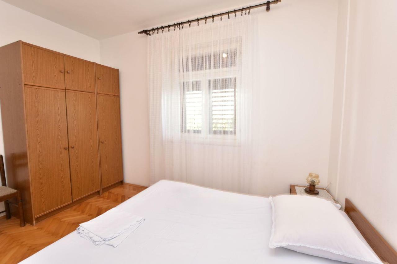 Apartment Damir Primosten Luaran gambar