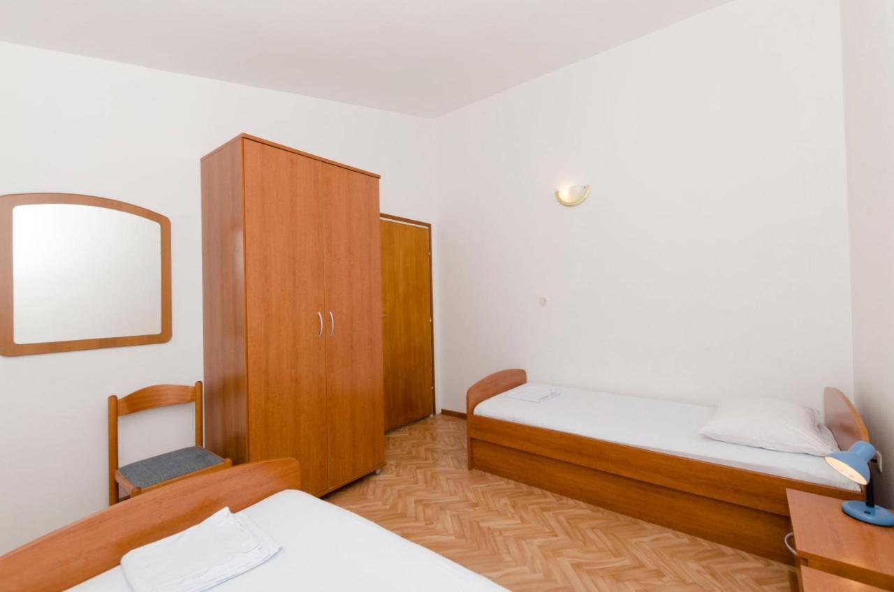 Apartment Damir Primosten Luaran gambar