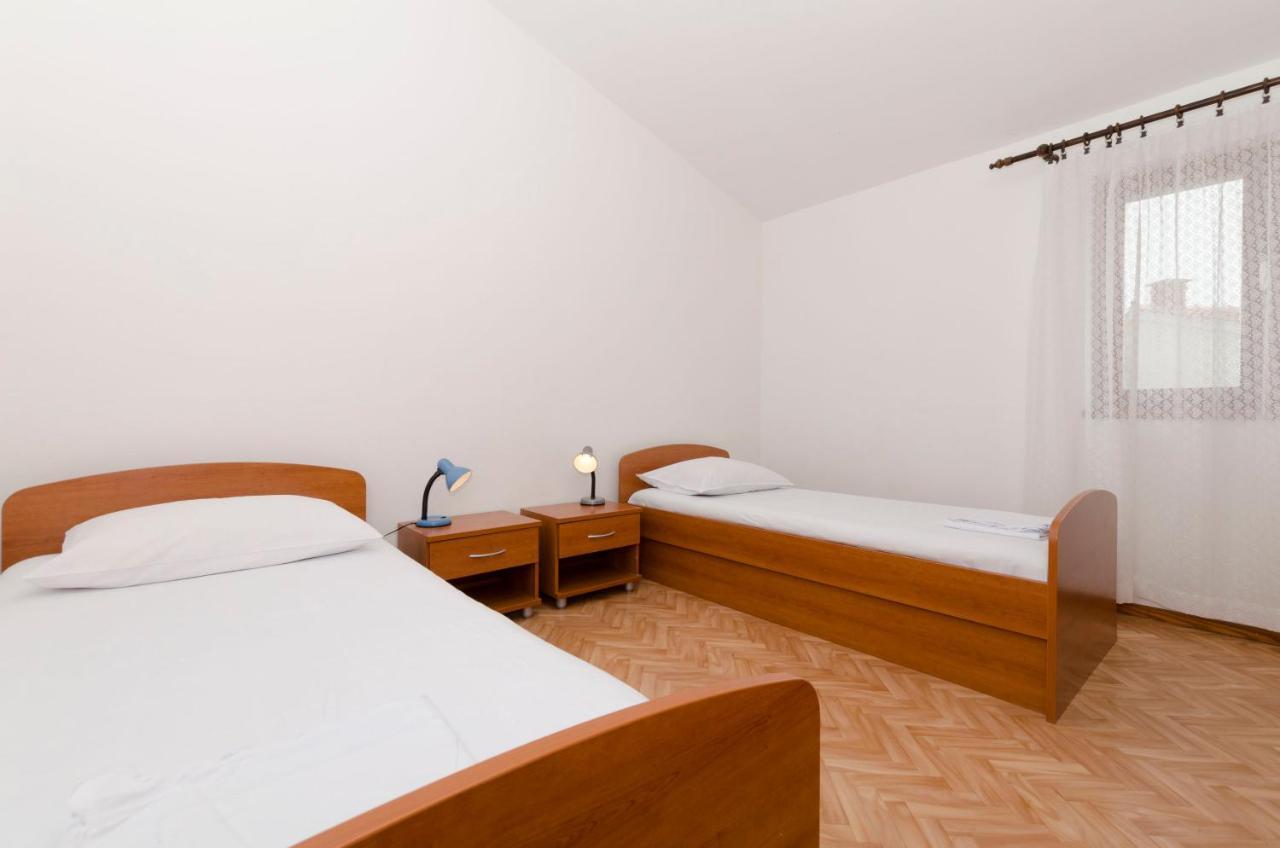 Apartment Damir Primosten Luaran gambar